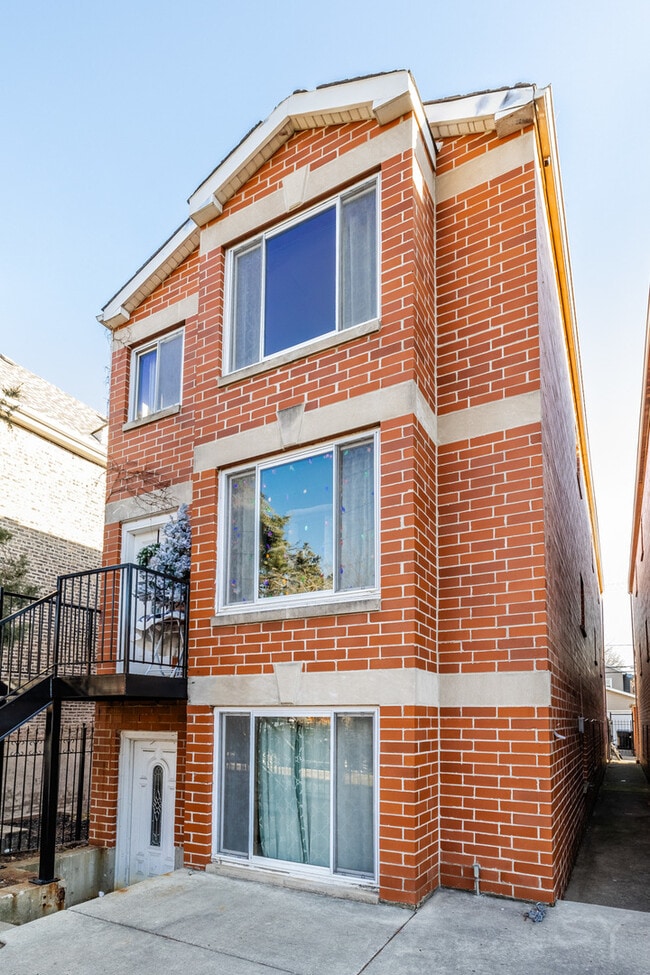 Photo - 807 S Claremont Ave Unit 3