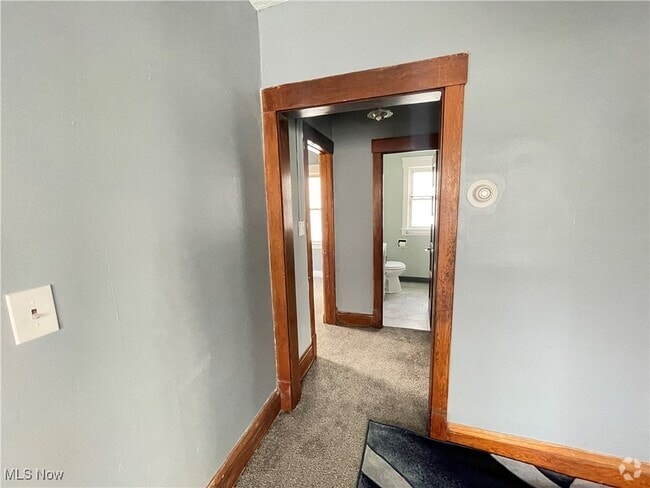 Building Photo - 2648 E 122nd St Rental