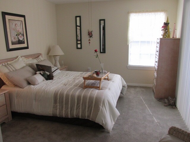 Photo - Meridian Apartments