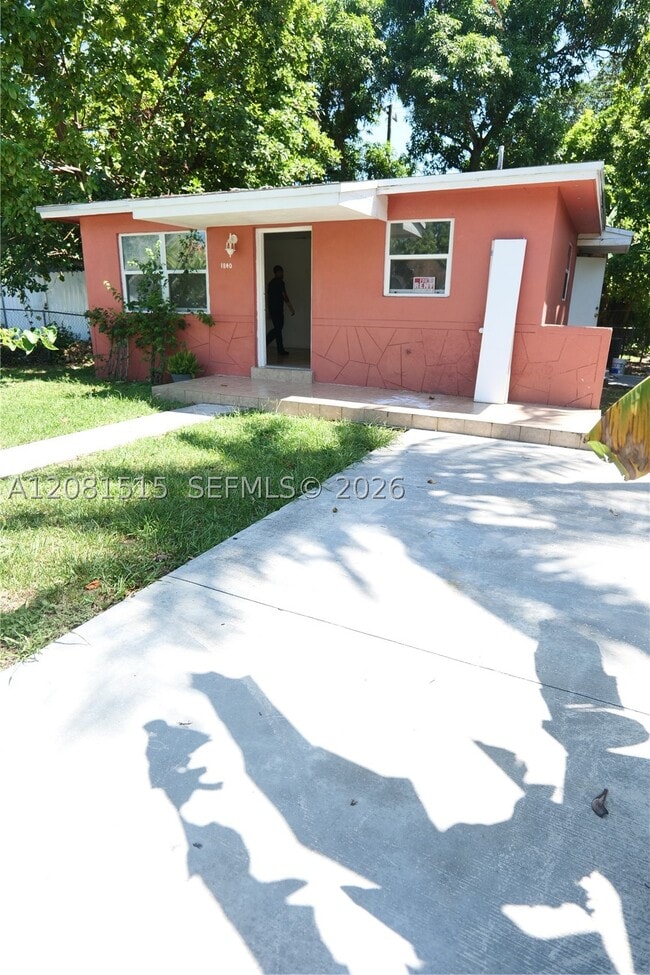 1840 NW 112th St