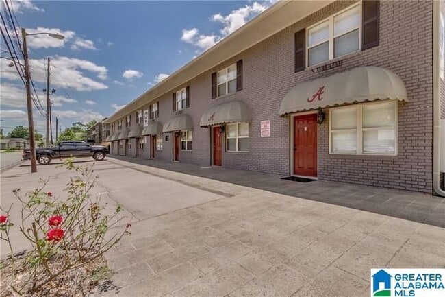 Photo - 1100 14th Ave Unit B7