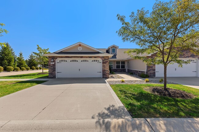 Redwood Westfield Myra Way