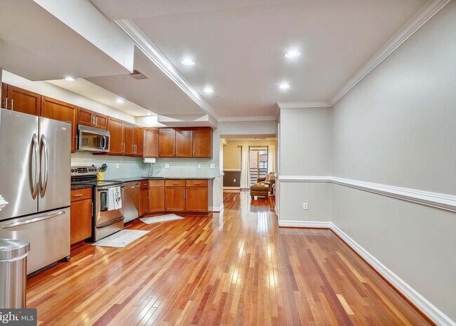 Photo - 1321 Euclid St NW Unit 302
