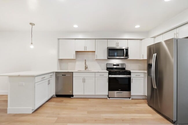 Photo - 200 N Main St Unit 1