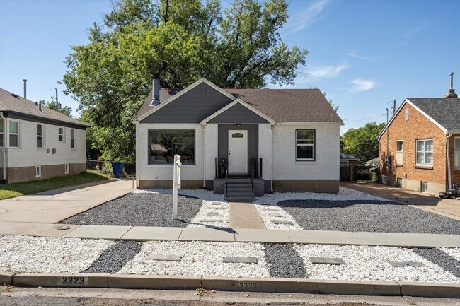 3323 Jackson Ave