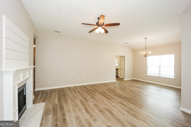 Photo - 5517 Jerome Rd