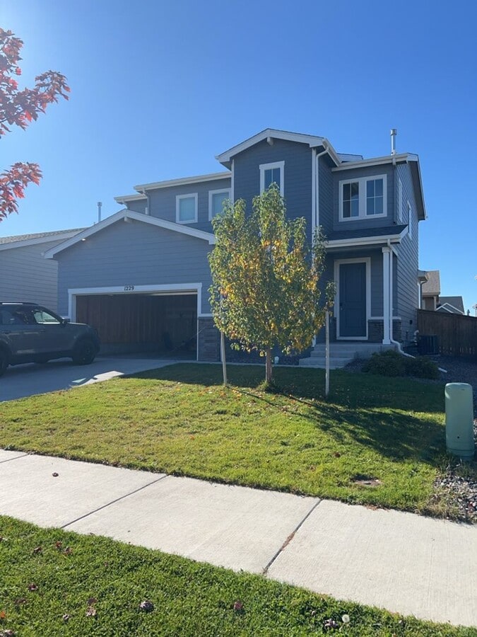 Charming 3 Bedroom, 2.5 Bath Single Family... - Charming 3 Bedroom, 2.5 Bath Single Family...