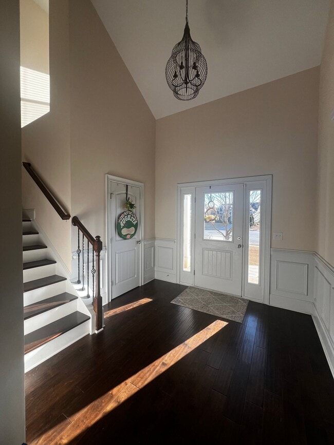 Photo - 1729 Edenburg Way