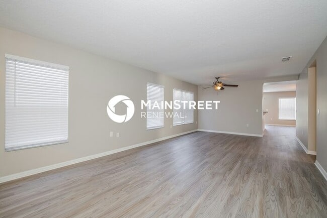 Photo - 4 Bedroom Pet-Friendly Home in Kissimmee, FL with Main Street Renewal