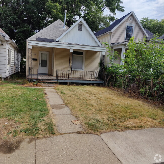 Building Photo - 1824 N Gale Ave Rental