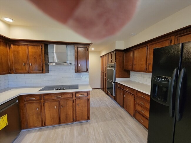 Photo - 406 Fox Briar Ln