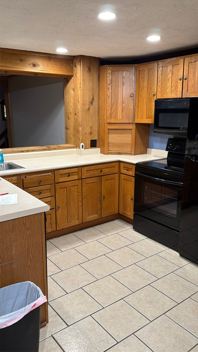 Photo - 2438 Heston Dr