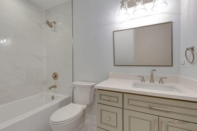 Photo - 3 bedroom in Chicago IL 60647 Unit CH