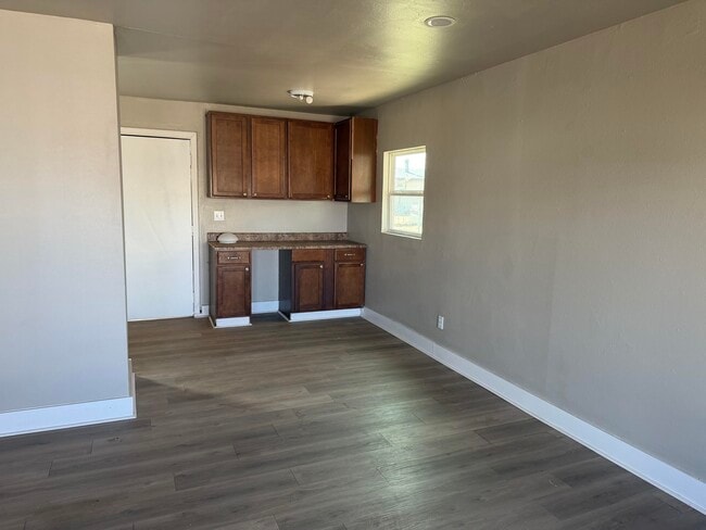 Photo - 2906 Beech Ave