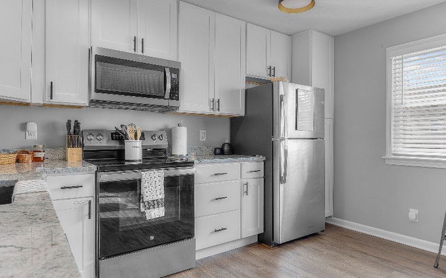 Photo - 9628 19th Bay St