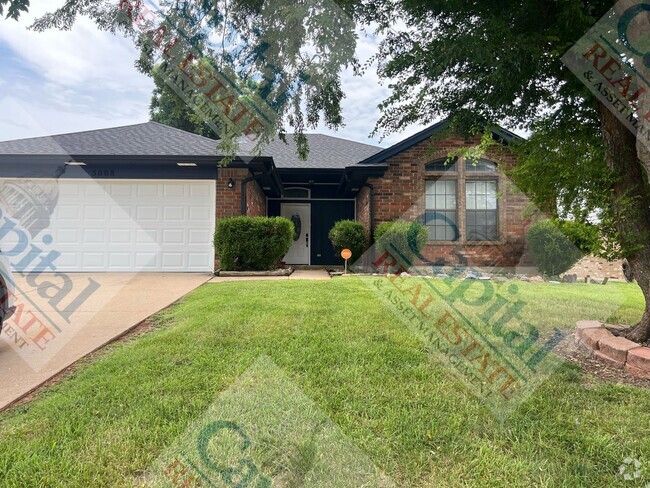 Building Photo - Charming 3 Bedroom Rental