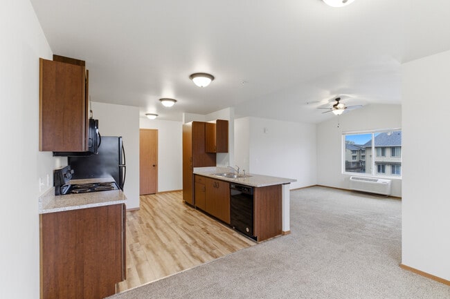 Oak Springs Apartments