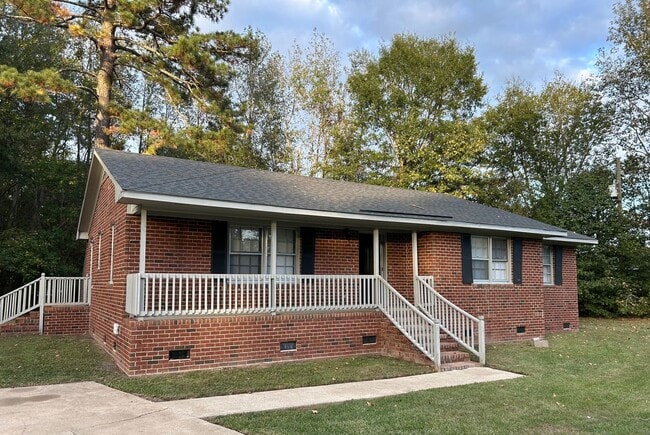 Photo - 112 Nora Ln