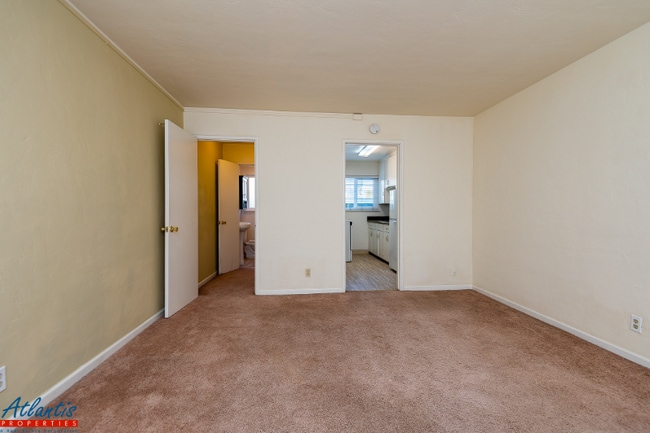 Photo - 420 S Third St Unit 3