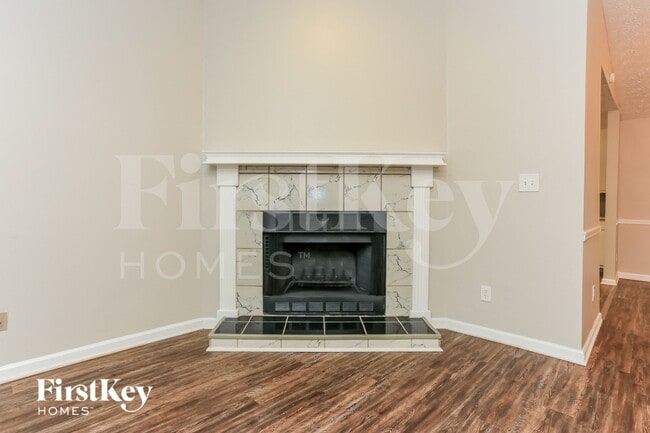 Photo - 1999 Bullock Trail