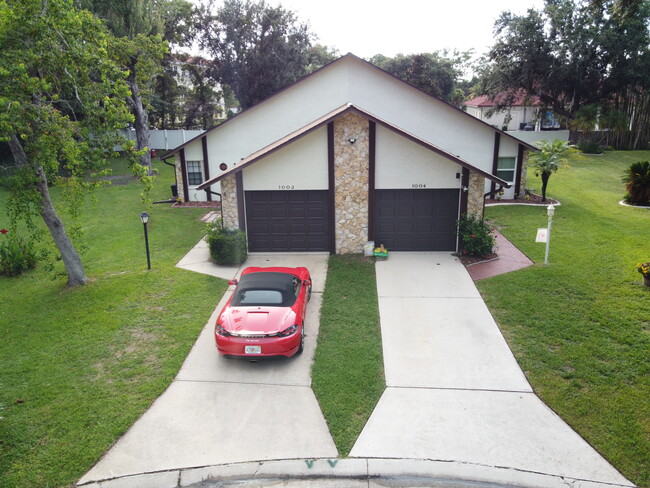 Photo - 1004 Stonybrook Cir House