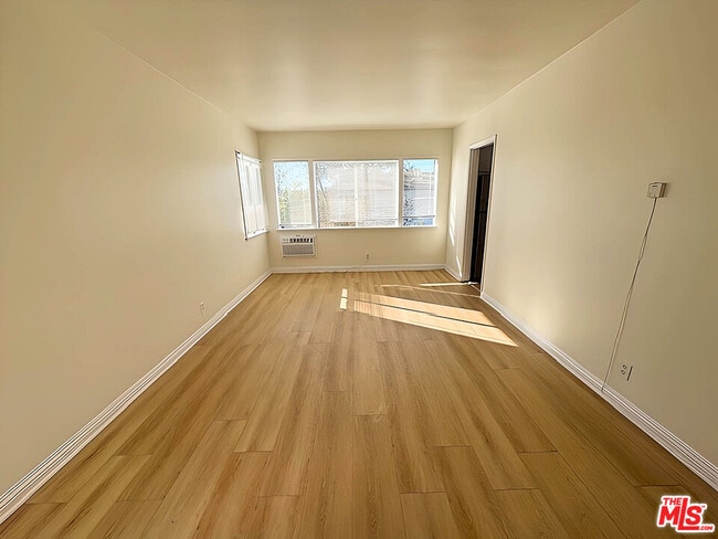 Photo - 6406 Roble Ave Unidad 10