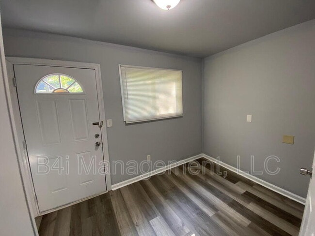 Photo - 513 N 13th St