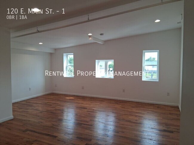 120 E Main St Unit 1