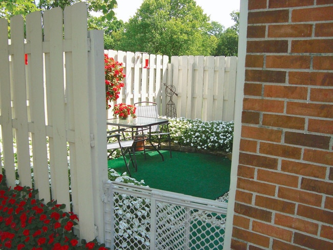 Photo - Stratford Town Apartments