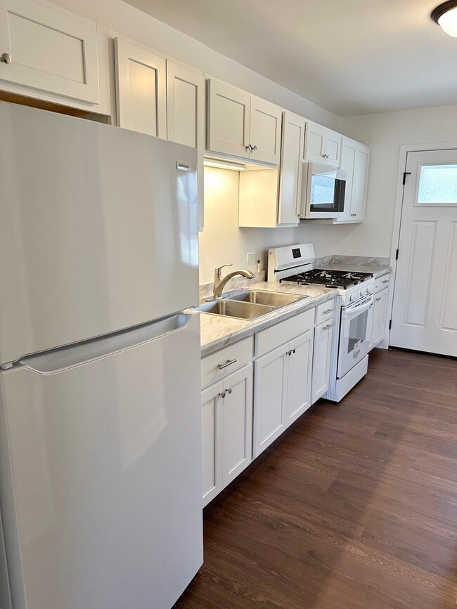 Photo - 222 S Tryon St Unit 2