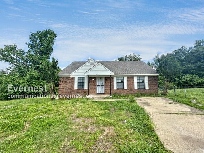 Building Photo - 2387 Rosehaven Ave Rental