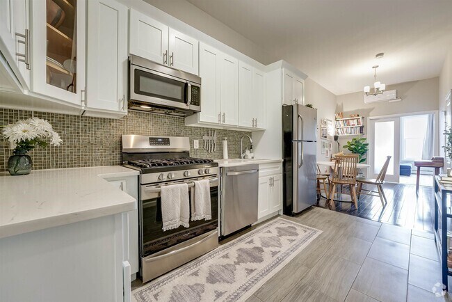 Building Photo - 80 Webster Ave Unit 3R Rental