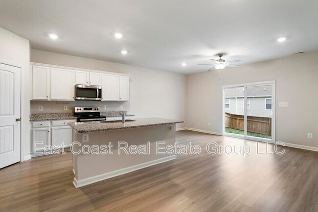Photo - 124 Cramsford St