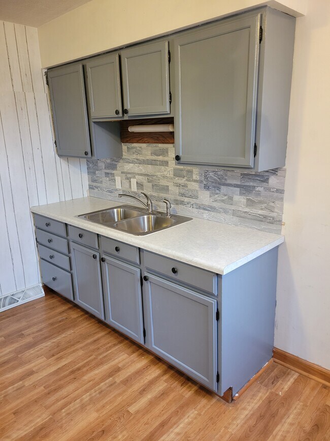 Photo - 610 N 18th St Unit Lower