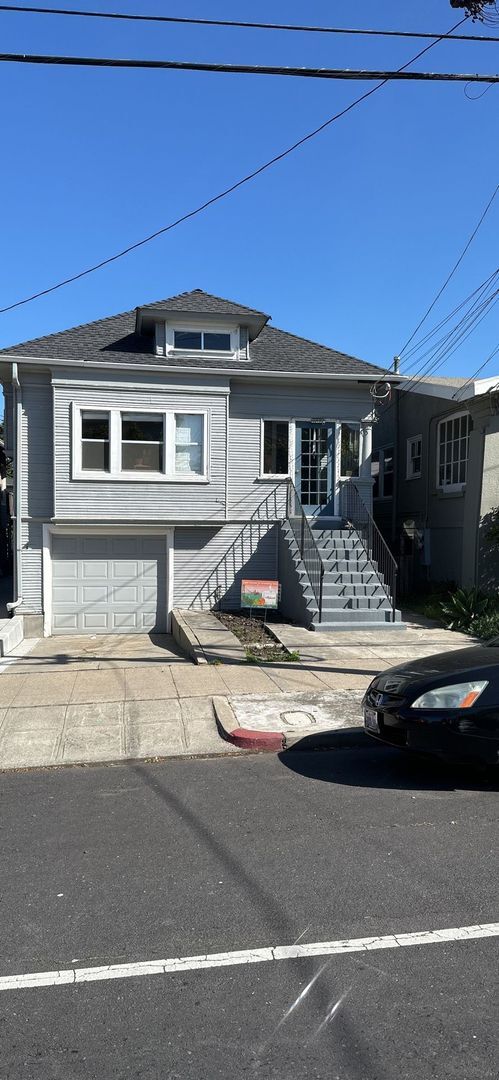 Photo - SHORT TERM LEASE ONLY - FULLY FURNISHED UNIT!