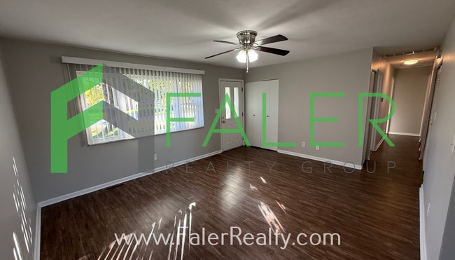 Photo - Brick Ranch w/ Large Yard