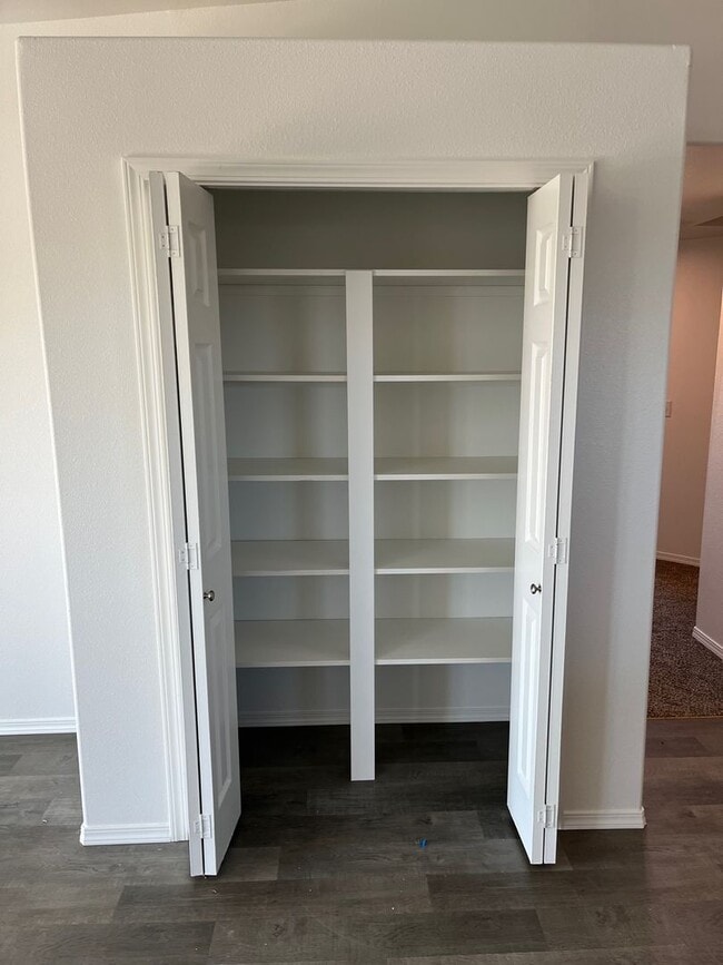 Photo - 4 Bedroom Home in Park Orchard Neighborhood