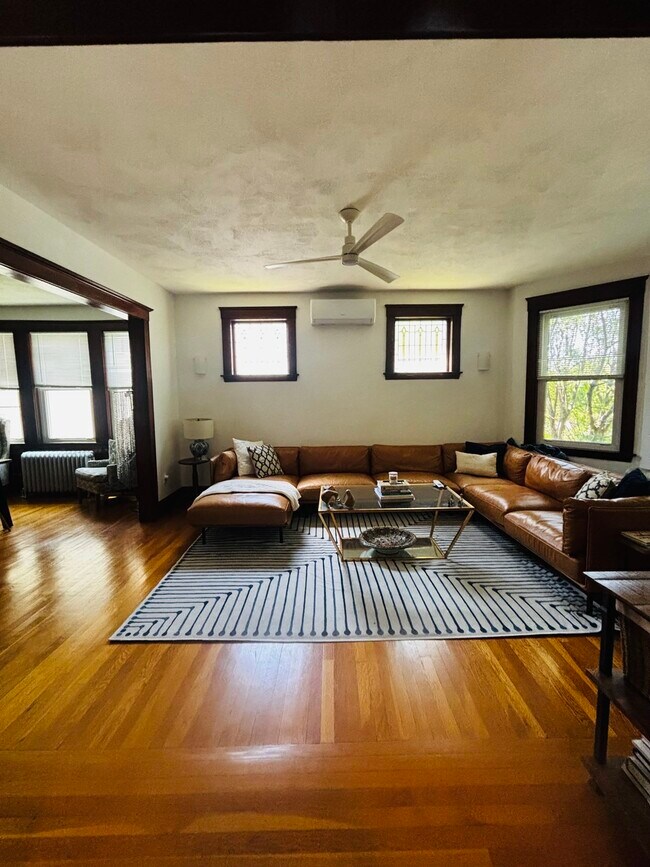 31 Matchett St Unit 1
