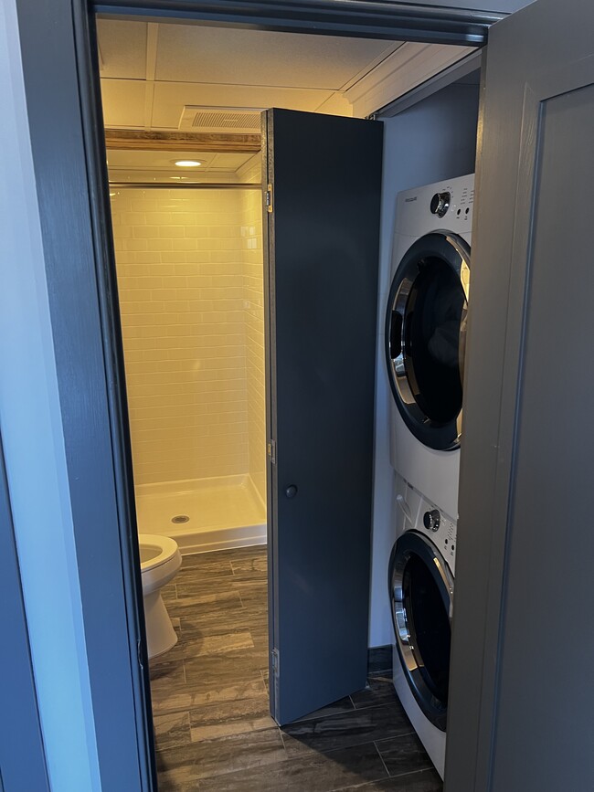 Gotham Lofts - Gotham Lofts