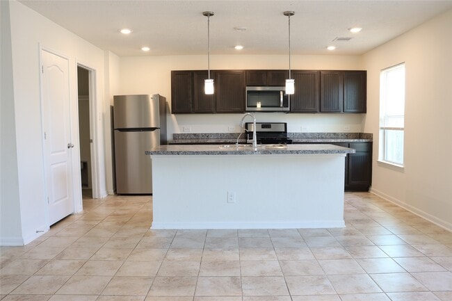 Photo - 20807 Sheffield Pk Dr