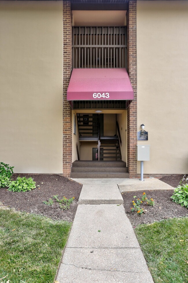 Building Photo - 1BD/1BA - Great Condo in Columbia Unit 3