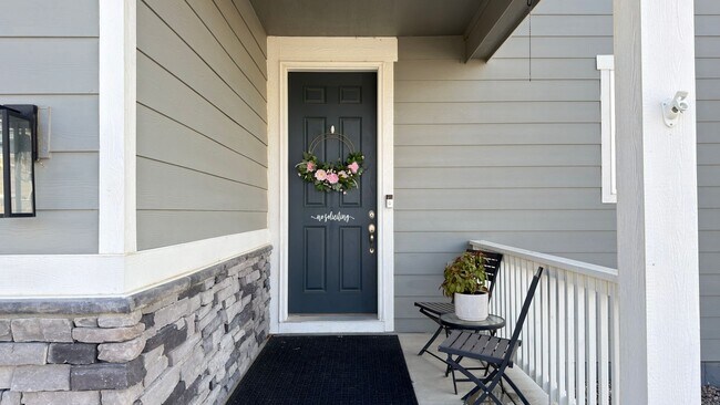 Photo - 965 N Waterloo Ct