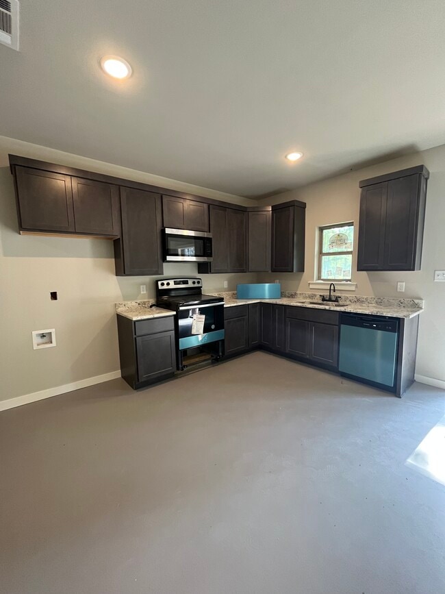 Photo - 11000 County Road 152 W