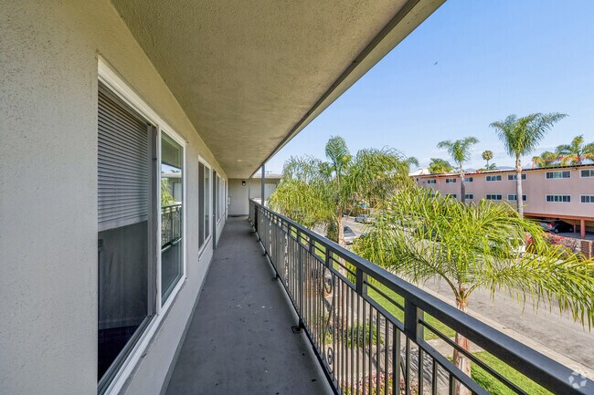 759 Embarcadero Del Mar