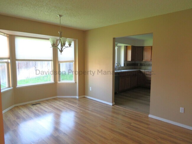Photo - 3280 Richmond Dr
