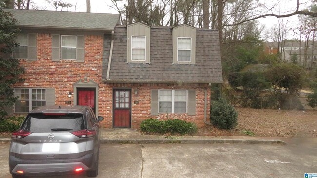 Building Photo - 3937 Montclair Rd Unit 3937 Montclair Villa A Condo