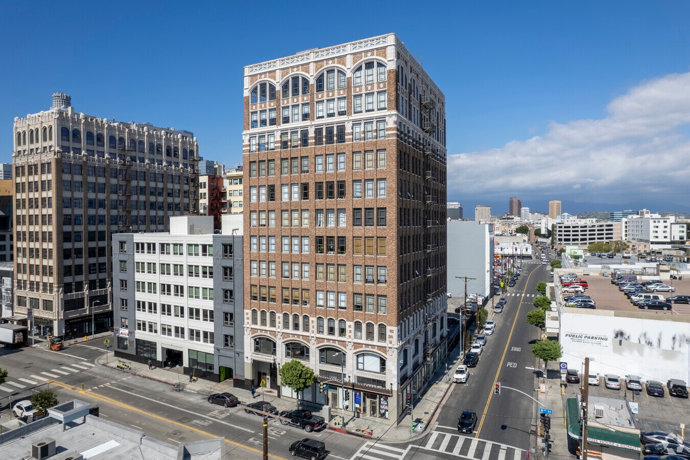 315 E 8th St - Textile Building Lofts