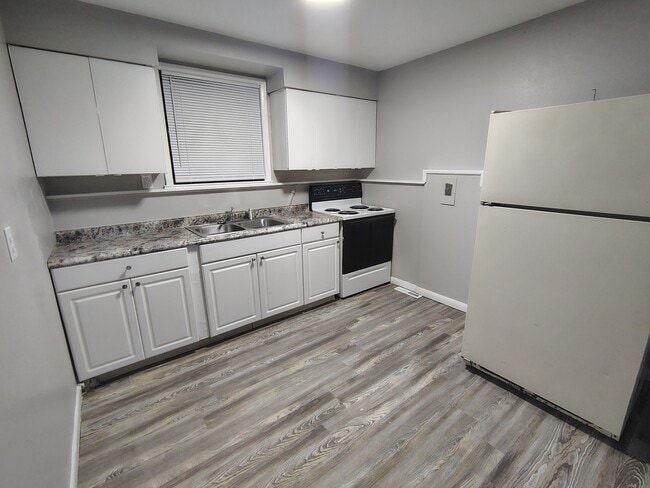 Photo - 2433 Jonathan Ave