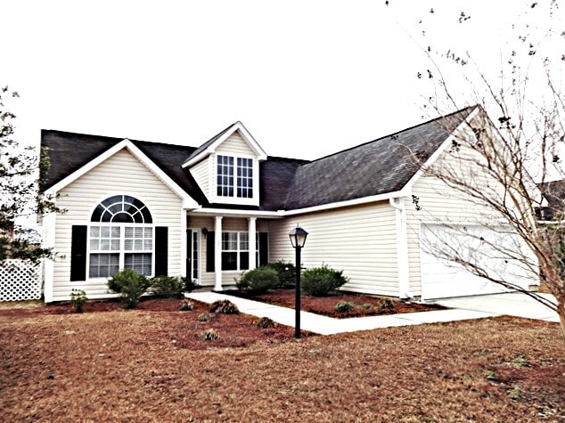 Photo - 108 Cannonsmill Ln House