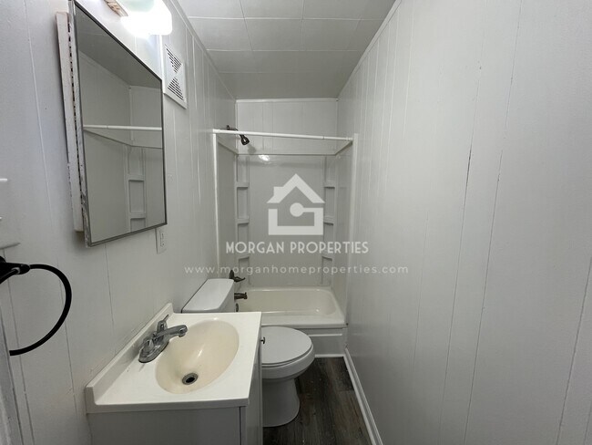 Photo - 211 N 17th St Unit 2